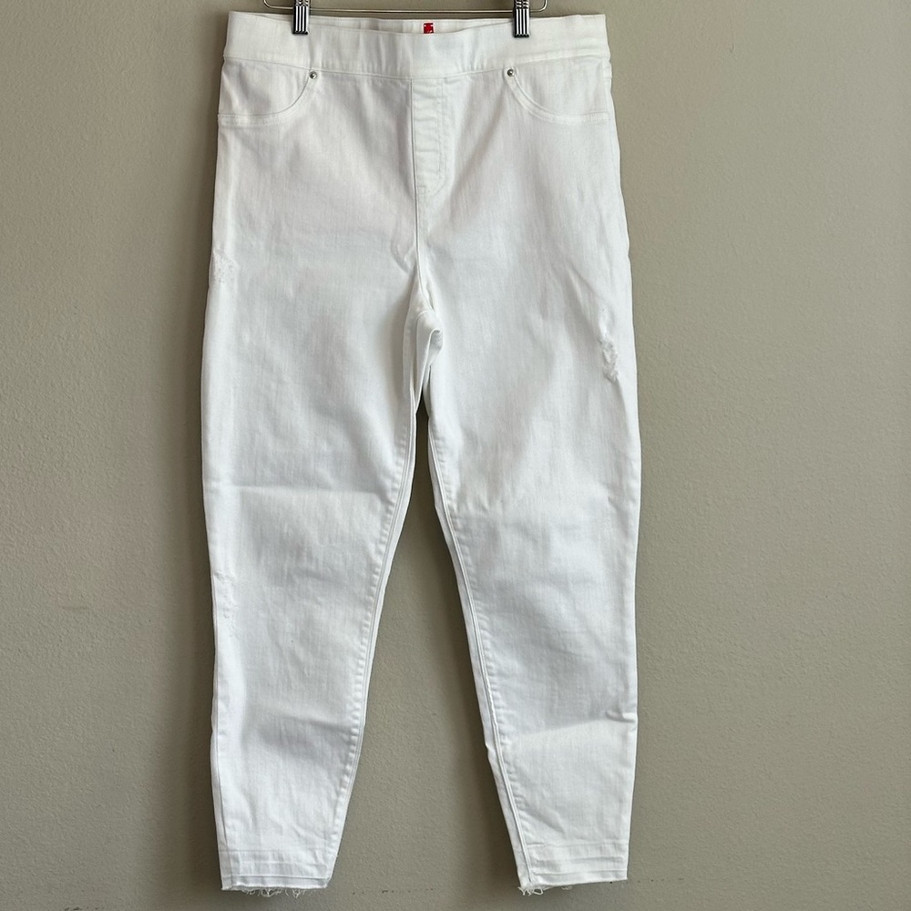 SPANX White‎ Pull-On Skinny Jeans XL Shaping Jeggings Distressed Hem Stretch